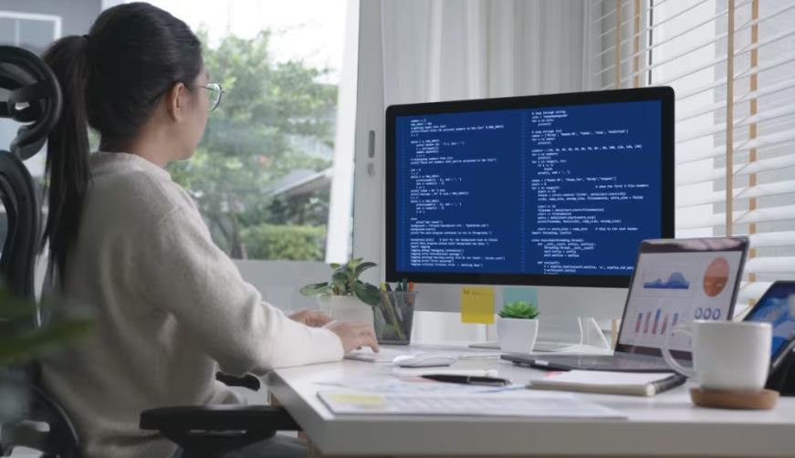 顺城区企业数字化解决方案:机器学习赋能商业模式升级的核心路径